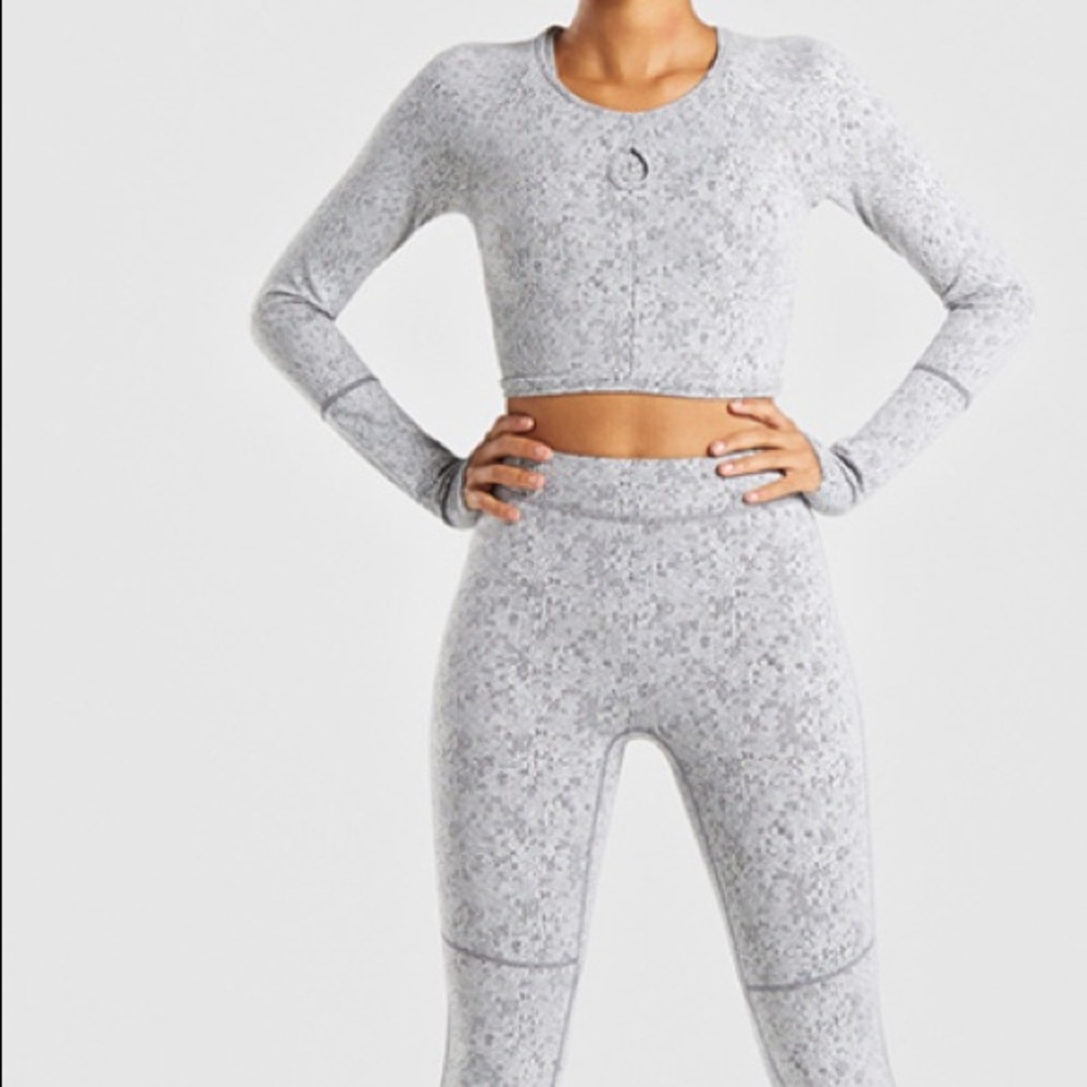 Gym shark Fleur outfit